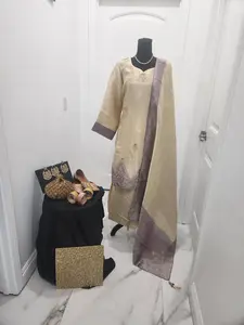 Punjabi suit