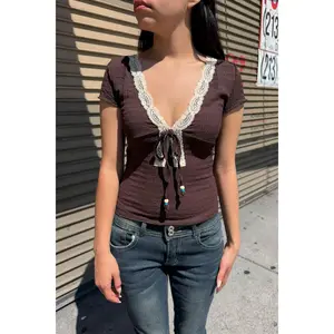 2000s Textured Lace-Trimmed V-Neck Short Sleeve Crop Top with Beaded Front Tie