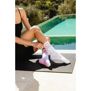 Reformer Royalty Pilates Grip Socks
