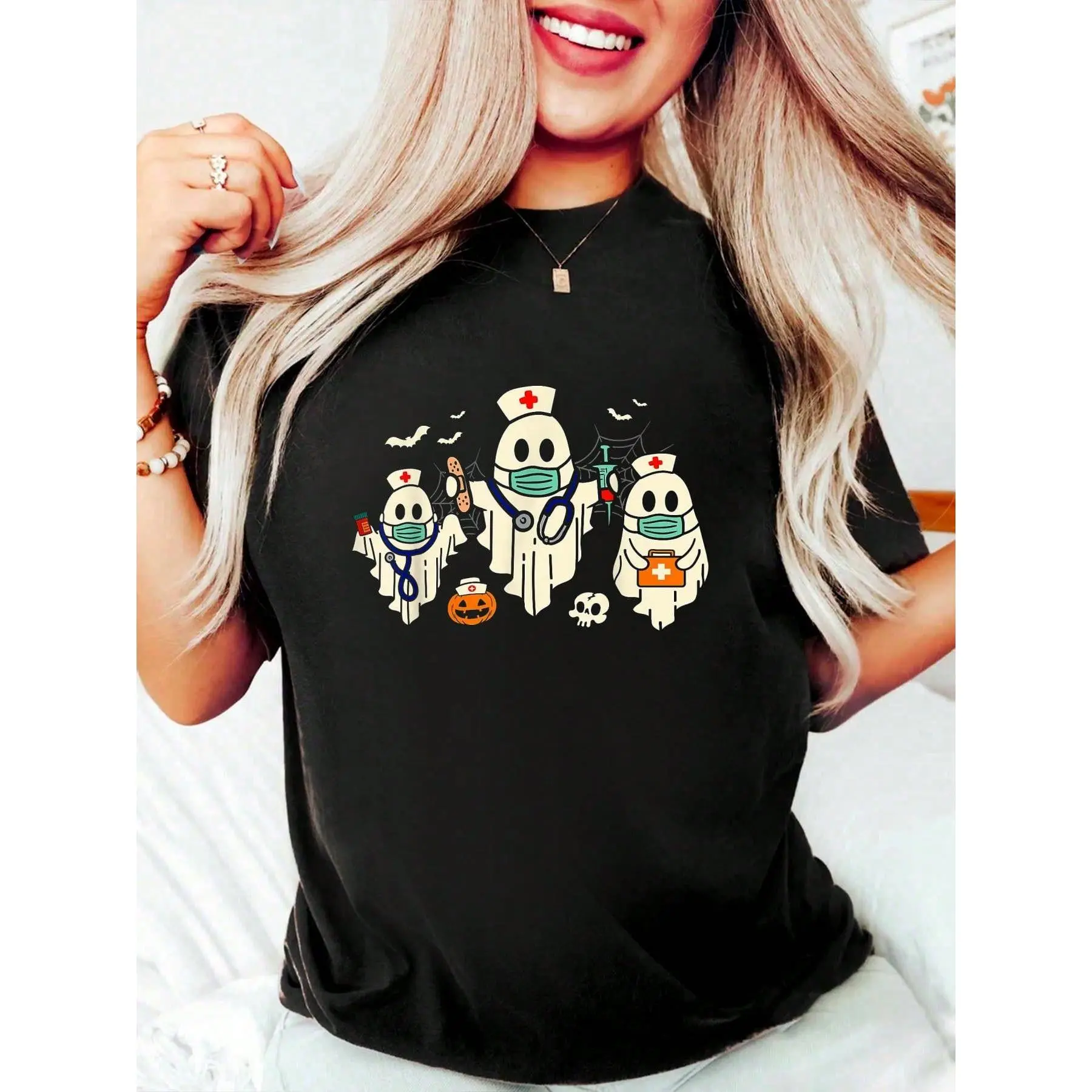 100% Cotton Halloween Nurse Nursing Funny Health Worker RN Ghost Nurse T-Shirt Women's Tee Causal Breathable Classic Comfort Tops Womenswear Black