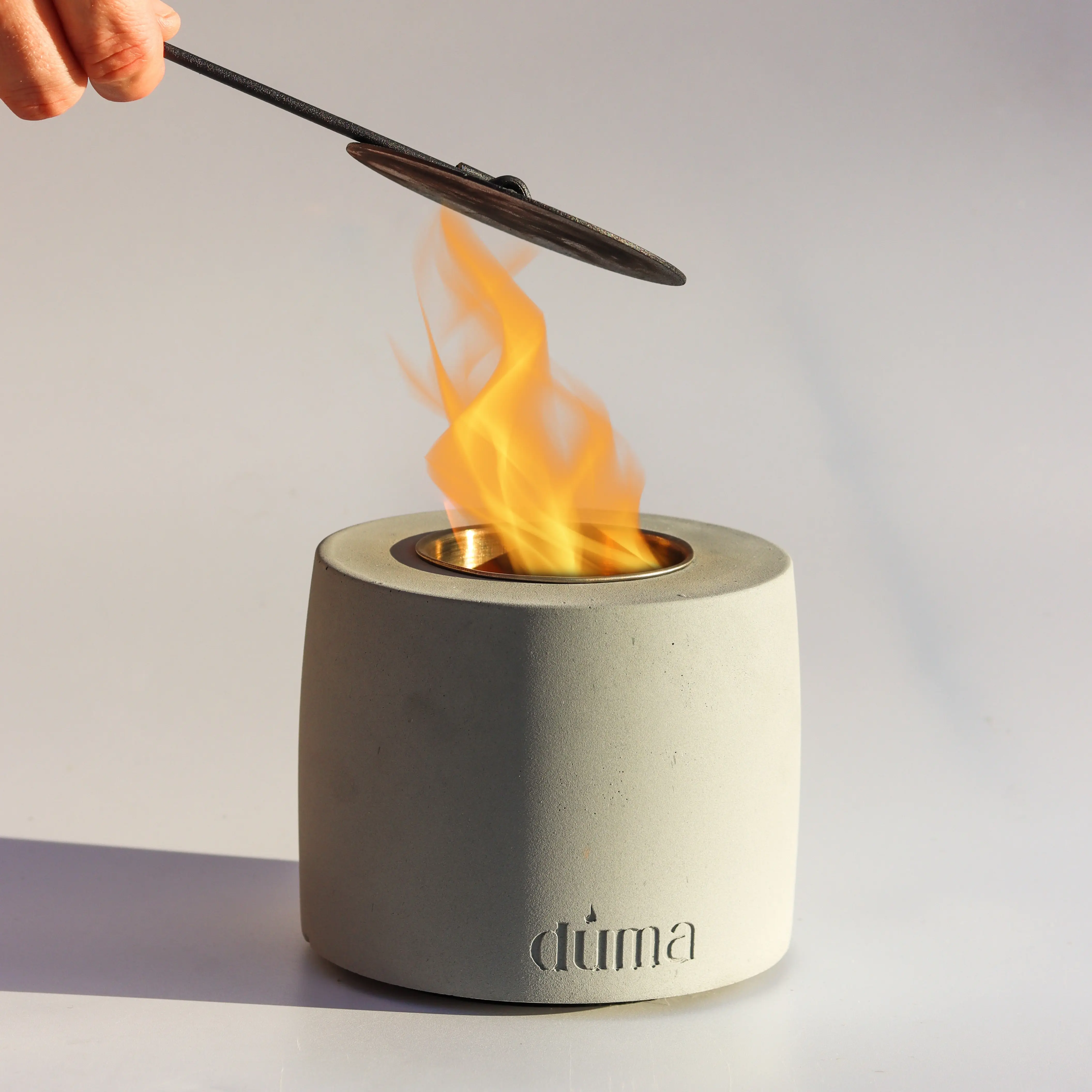 Duma Pit - Tabletop Fire Pit with 20+ Ideas Book & Snuffer, Concrete Portable Mini Fireplace, Outdoor Indoor Smores Maker, Rubbing Alcohol Table Top FirePit, Garden, Patio, Table Decor
