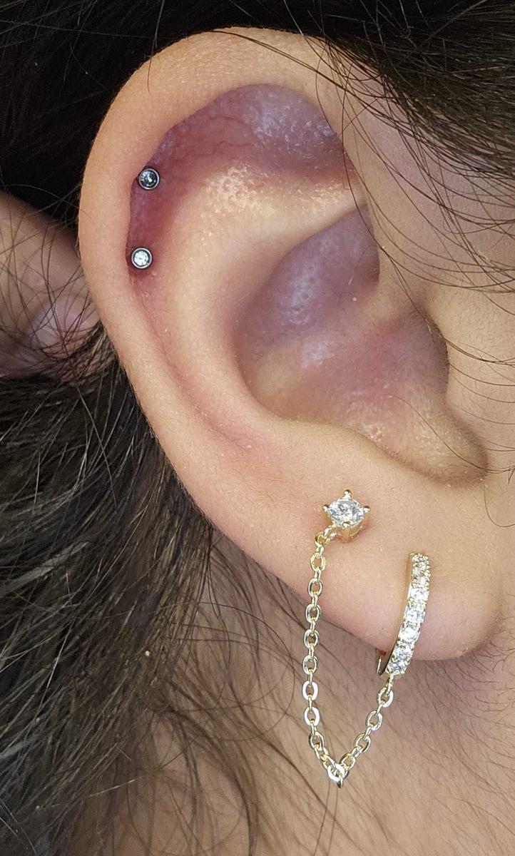 Item: Single - Yellow Gold