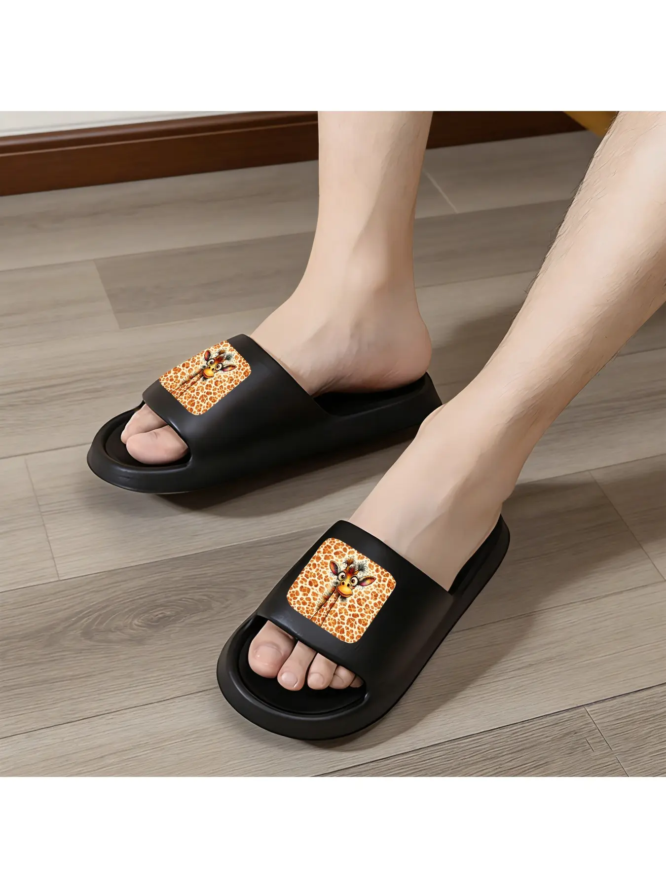 Cute Giraffe Print Slippers for Women Men Soft Non-Slip Indoor Home Slippers Funny Animal Pattern Comfortable Fluffy Slippers for Winter Summer House Shoes
