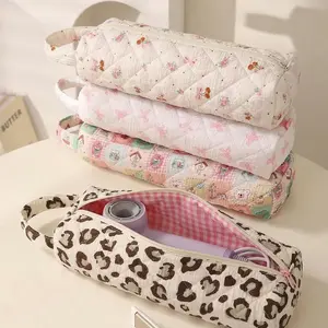 Large Quilted Toiletry Bag with Handle, Aesthetic Floral & Leopard Makeup Organizer, Portable Travel Cosmetic Pouch for Hair Tools & Skincare, Gift for Women