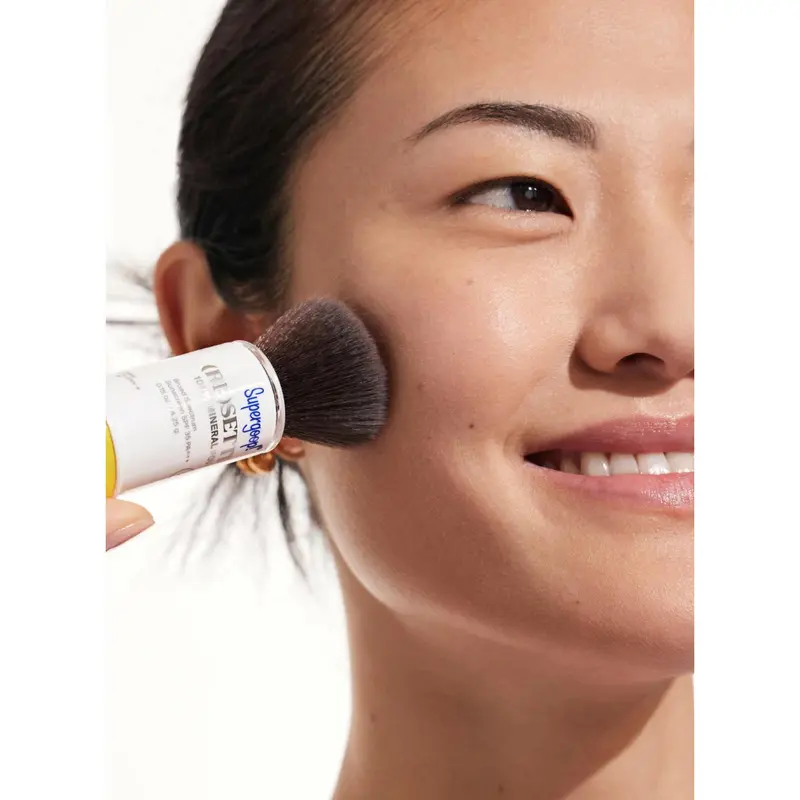 (Re)setting Mineral Powder SPF 35 6