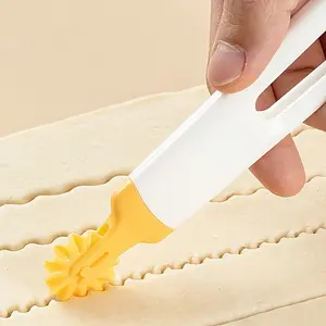 2pcs Pastry Cutter Set - Safe Food Contact Roller Cutters