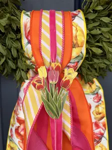 Tulip Social Wreath Sash (with ornament)