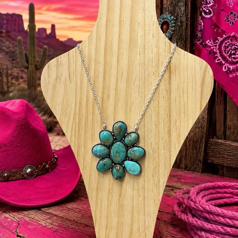 Stunning Cluster Necklace