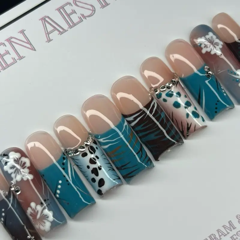 Press On Nails - Long lasting Fake Nails for Perfect Manicure