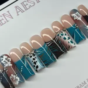 Press On Nails - Long lasting Fake Nails for Perfect Manicure