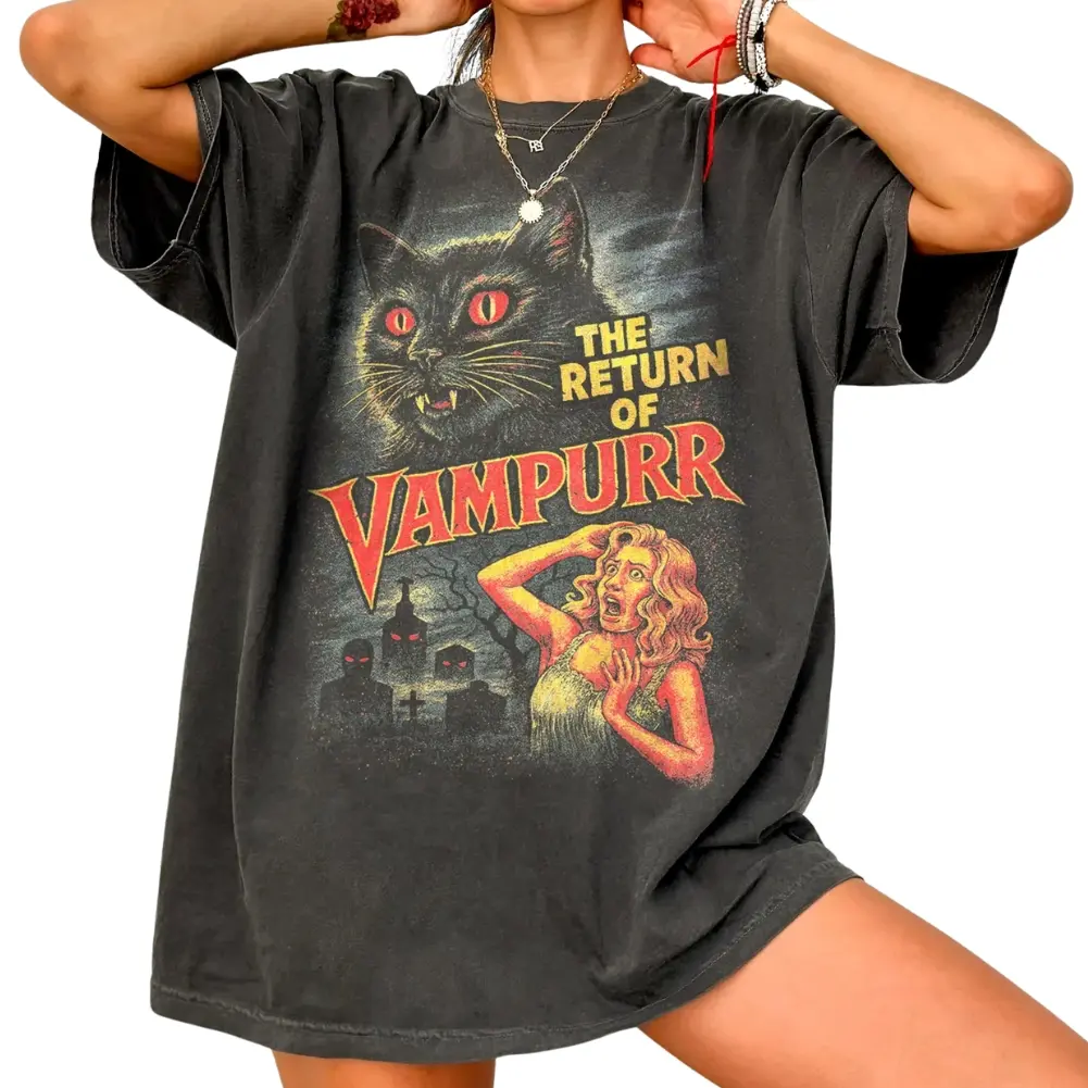 The Return of Vampurr Cat Shirt, Halloween Horror Movie Tee, Black Cat Graphic Shirt, Vampire Cat Funny T-shirt, Retro Horror Graphic Tee, Book Lover Gift, Unisex T-shirt, Gift for Men, Gift for Women, Crew Neck T-shirt, Trending T-shirt