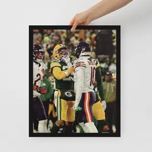 [UNFRAMED] Luther Burden Football Artwork Photo Highlighting Explosive Playmaking, Chicago Football Wall Art for Fans Home Decor and Football Gift