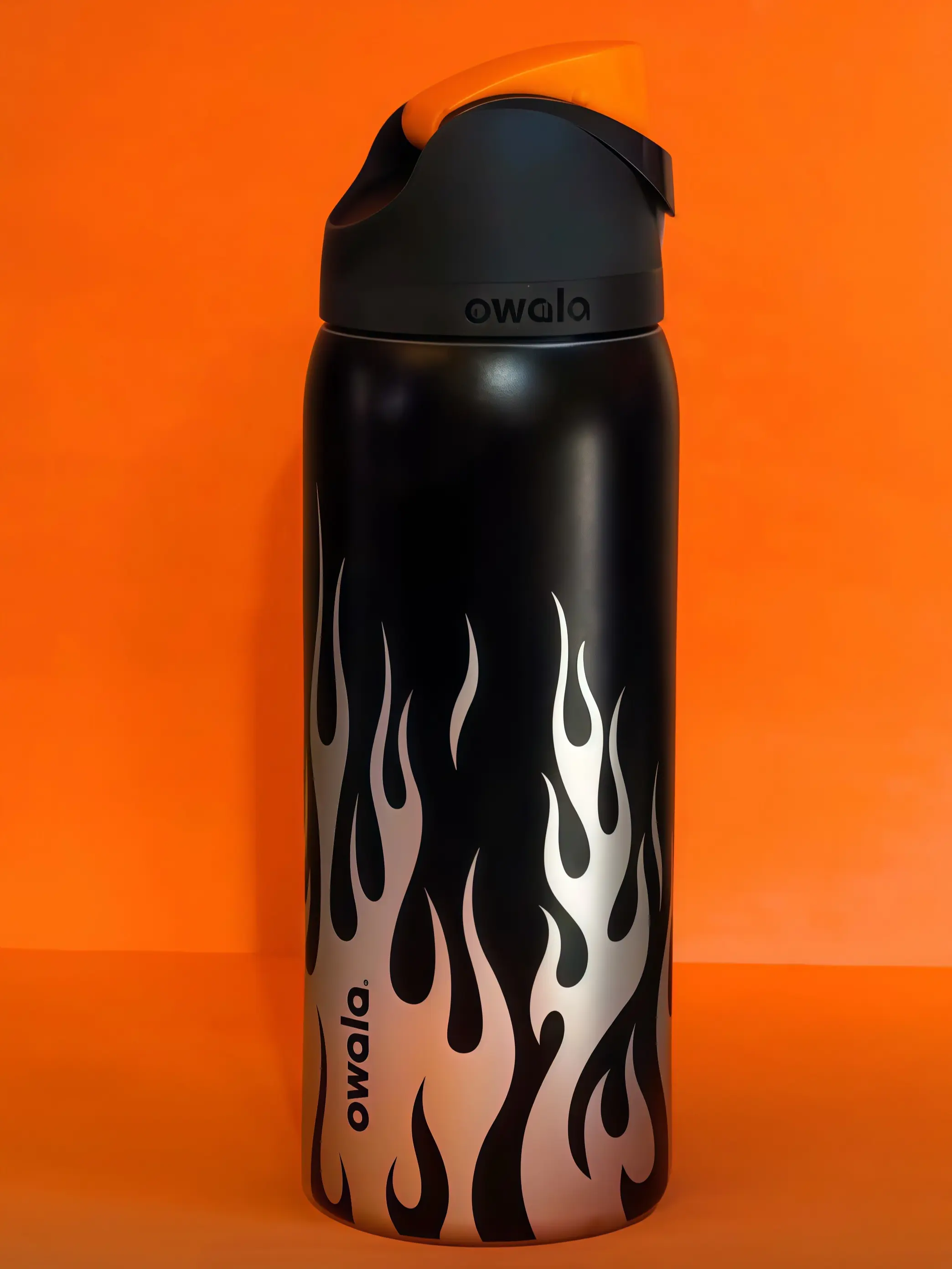 Owala Y2K 32oz Flame Water Bottles, Matte Black Silver Finish, 24hr Cold Leakproof Insulated Stainless Steel Vacuum Flask, Reusable Washable Tumbler, Portable Stylish Travel Drinkware floral print