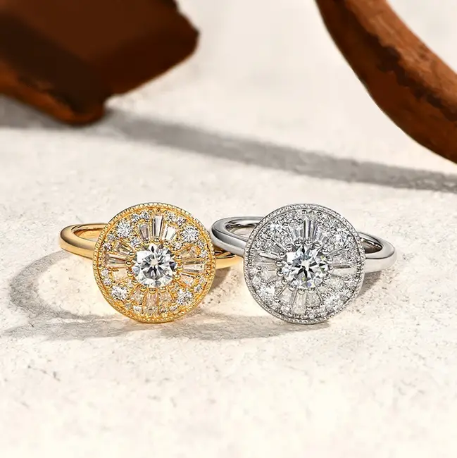 Luxury 18K 925 Sterling Silver Full Moissanite Starburst Design Ring (Size 5-10)