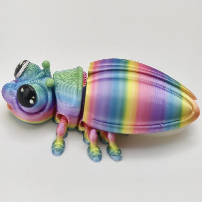 3D printed bee with movable joints, suitable for party favors, birthday gifts, and ice sculpture desktop decorations.