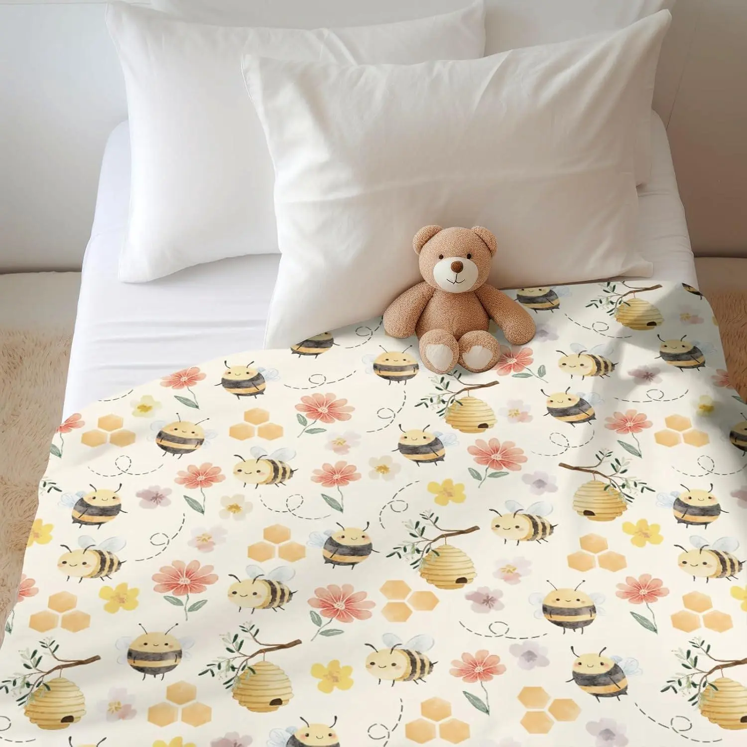 Flannel Blanket | Pastel Bee Floral Vintage Soft Flannel Nursery Blanket, Cozy Honeycomb Flowers Design, Perfect For Infant Toddler Crib Bed Swaddle Receiving, Ideal Spring Summer Garden Nursery Decor | Gift Blanket / All Season