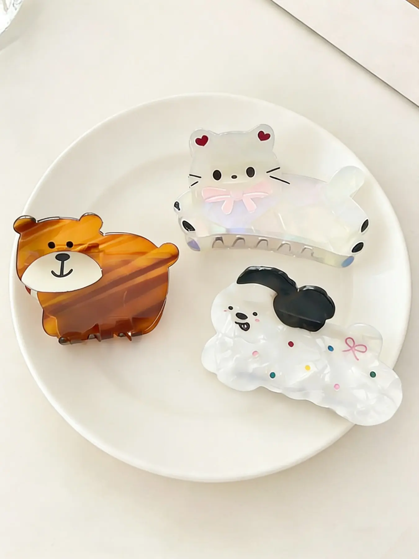 Cute Acetate Animal Claw Clip for Hair, Sweet Dog Bear Cat Design for Short Fine Hair, Stylish Shark Clip Hair Accessory