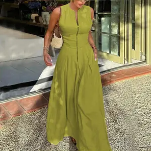 UOOZEE Women's A-line Loose Pleated Pocket Slit Zipper Round Neck Long Dress The size is smaller for those with fuller bust, it is recommended to order a size up, and those with smaller bust can order a normal size. Multiple colors, high-quality fabrics