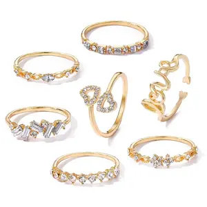 7Pcs Gold Lover Girl Stackable Rings Set for Women, Dainty CZ Double Heart Open Knuckle Rings, Script Love Letter Crystal Eternity Band, Trendy Y2K Aesthetic Statement Jewelry Gift