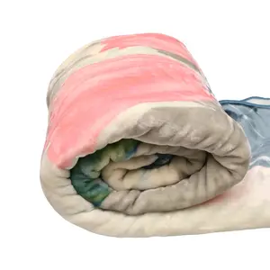 Mora Blankets