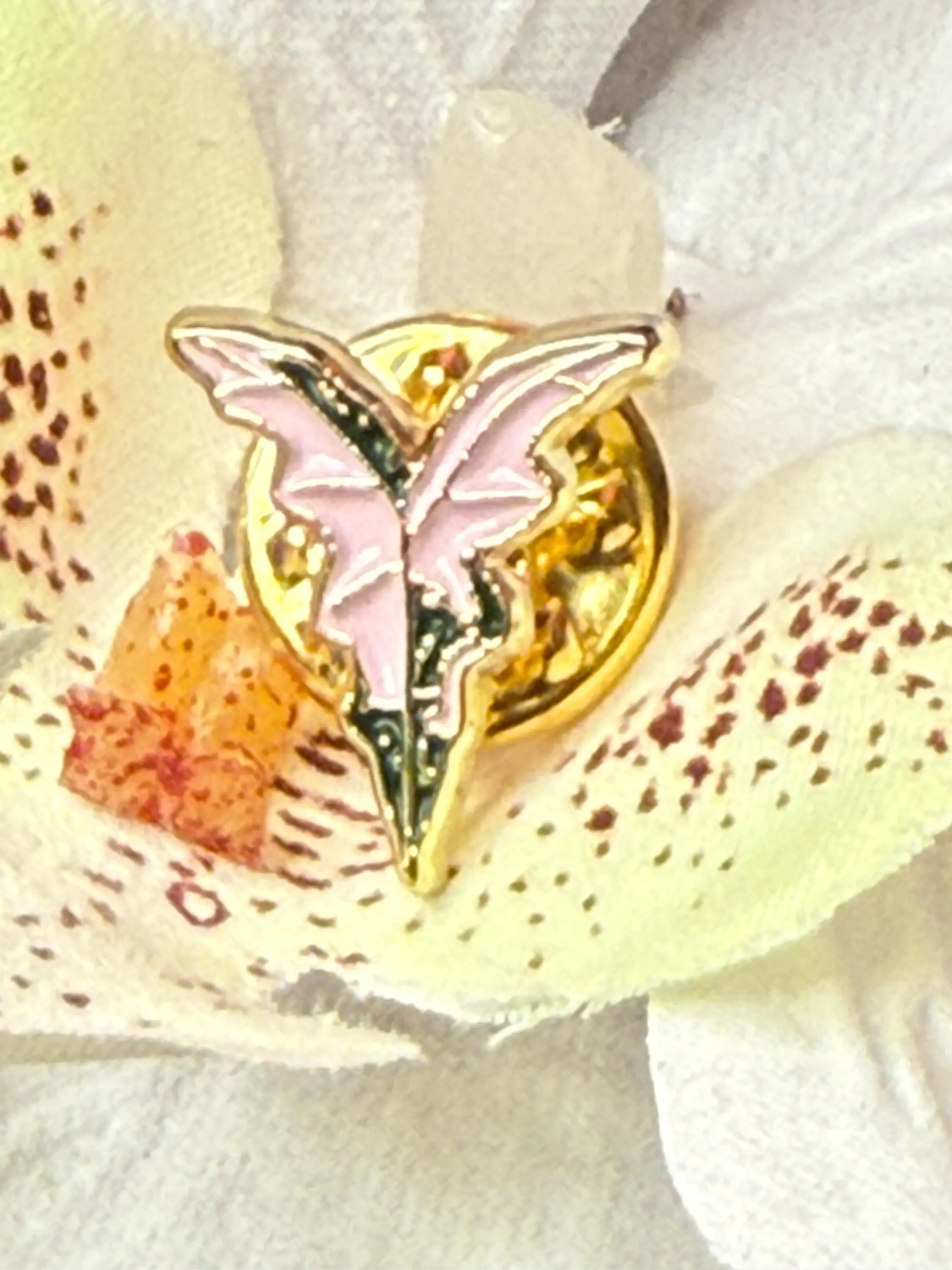 Mini Alocasia Pink Nobilis Enamel Pin
