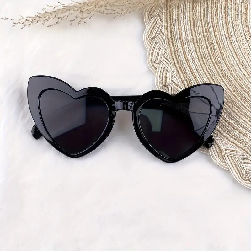 Trendy Heart-Shaped Sunglasses – Retro Fashion Shades for Women & Girls | Cute Oversized UV Protection Glasses in Black, Red & White | Statement Accessory for Festivals, Beach & Daily Wear