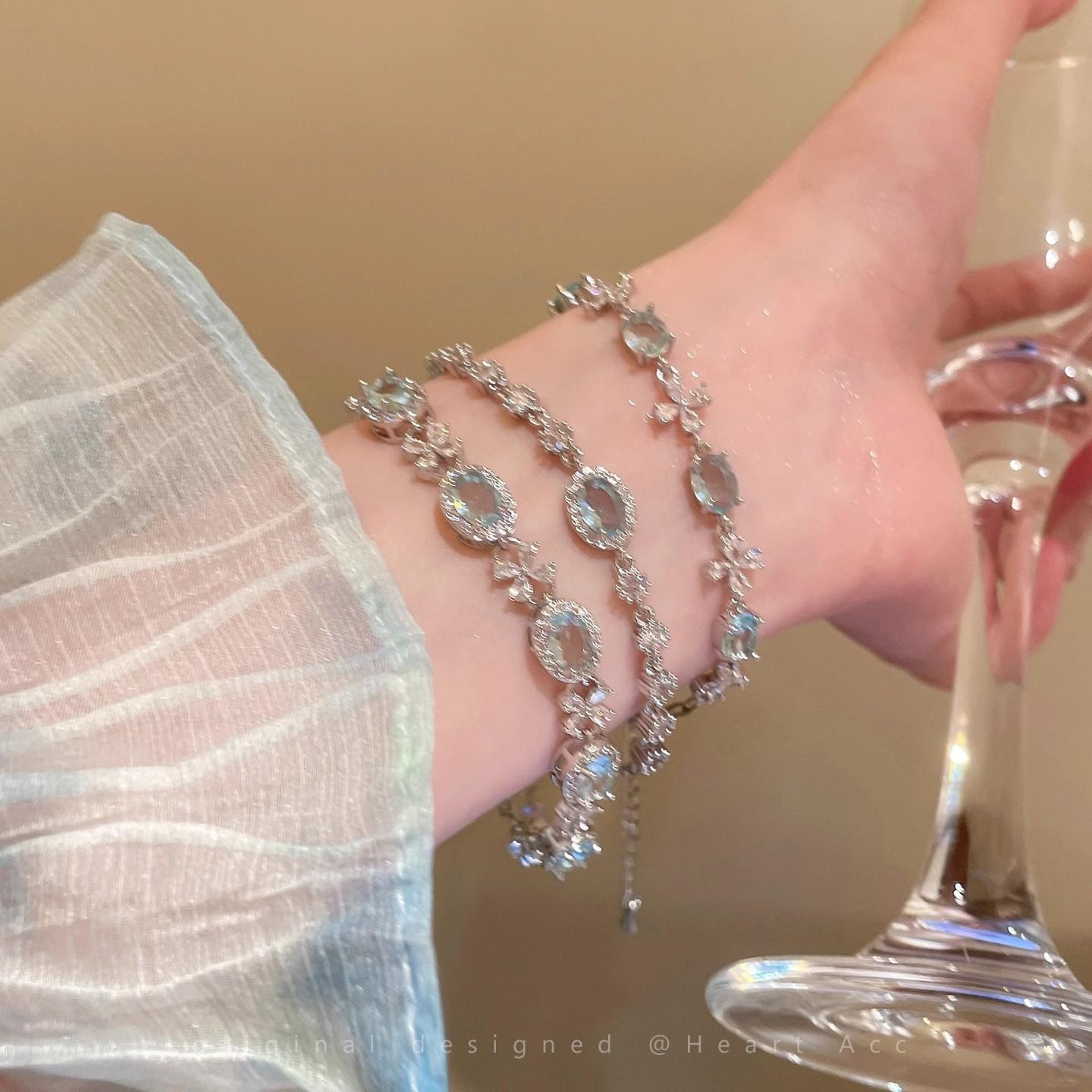 Women's Cool Tone Sparkling Oval Flower Bracelet, Korean Style High-End Zircon Hand Jewelry, Luxury Elegant Sweet Cool Wrist Accessory Gift for He