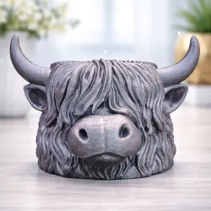 Highland Cow Pot