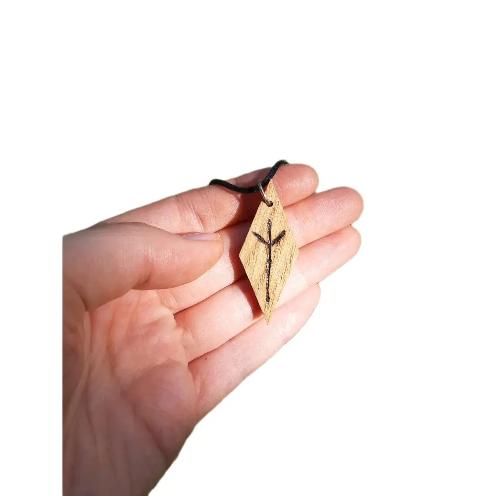 Viking Elk Sedge Necklace / Vikings / Norse / Tiny necklace / Woodburned / Necklaces for men / For her / Gift / Unisex necklace