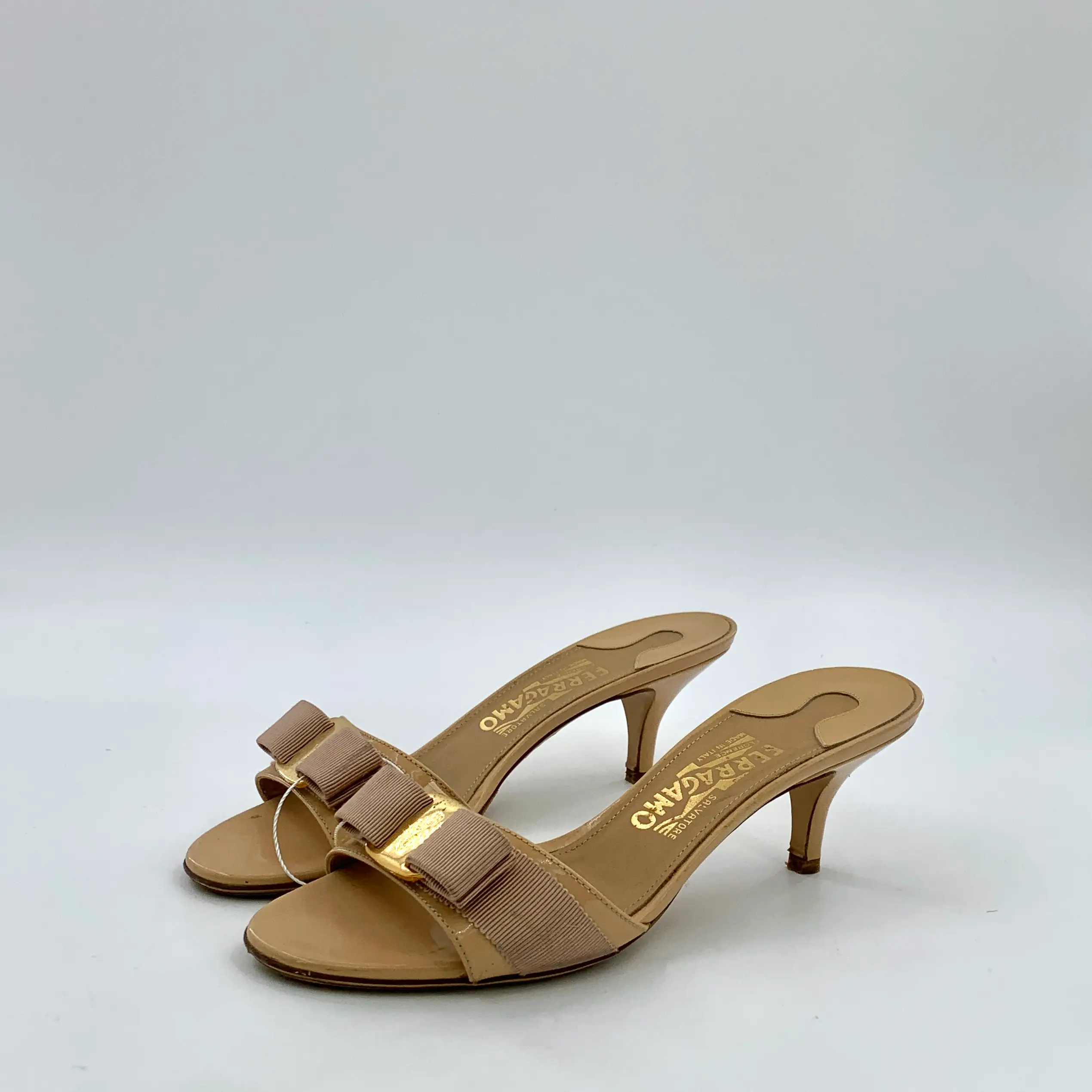 RDLT-Ferragamo Size 37.5 Brown Vara Bow Stiletto Heel Mule Sandals-J37685
