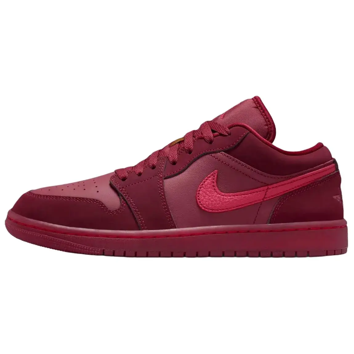 NIKE Women's Air Jordan 1 Low SE 'Valentine's Day' - Lightweight Retro Footwear with Rubber Sole for Streetwear Outfits, Casual Wear, Snug Midfoot