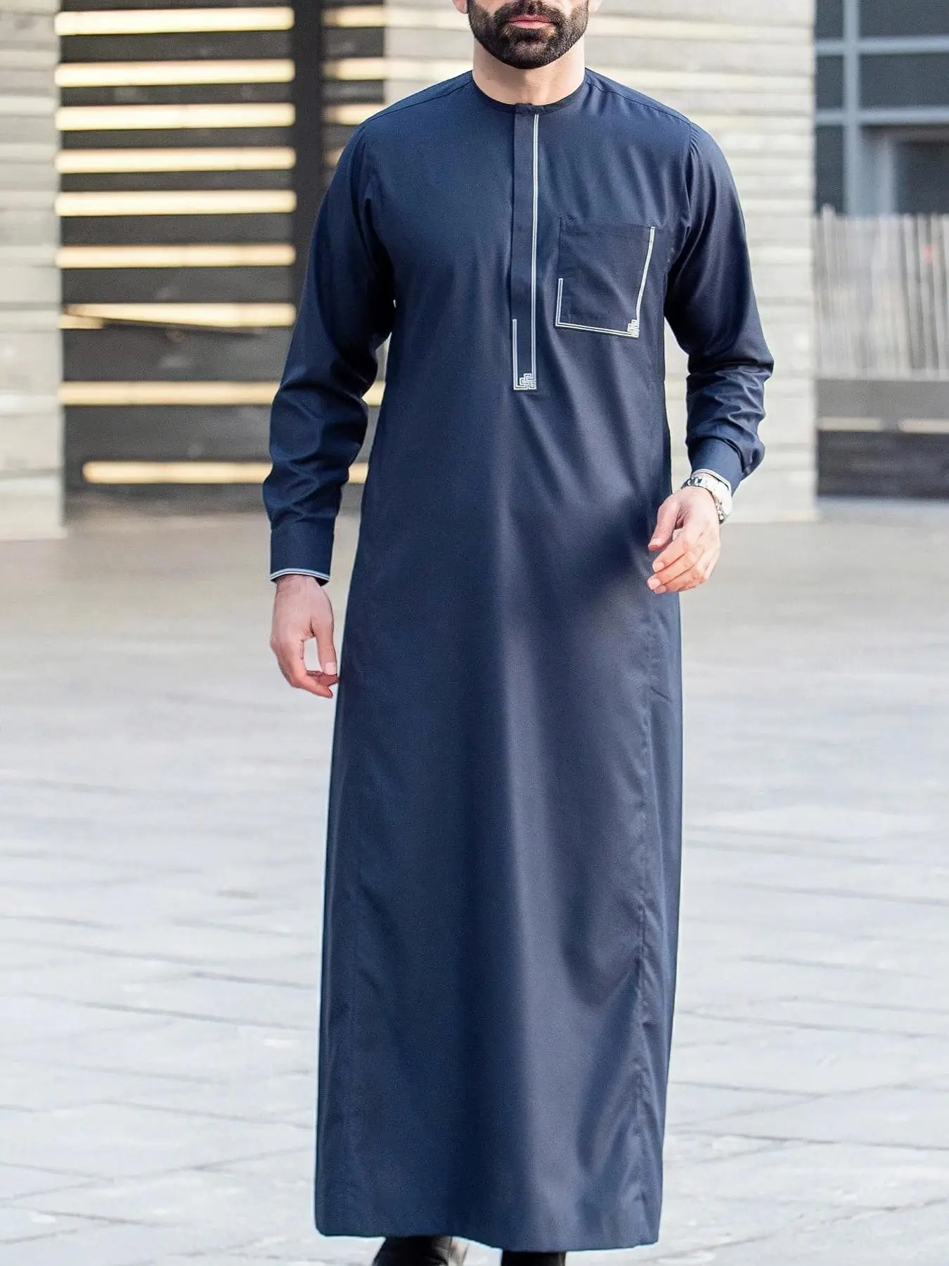Men's Geometric Embroidery Pocket Long Sleeve Thobe, Traditional Round Neck Long Robe for Daily Wear, Men's Islamic Clothing for All Seasons