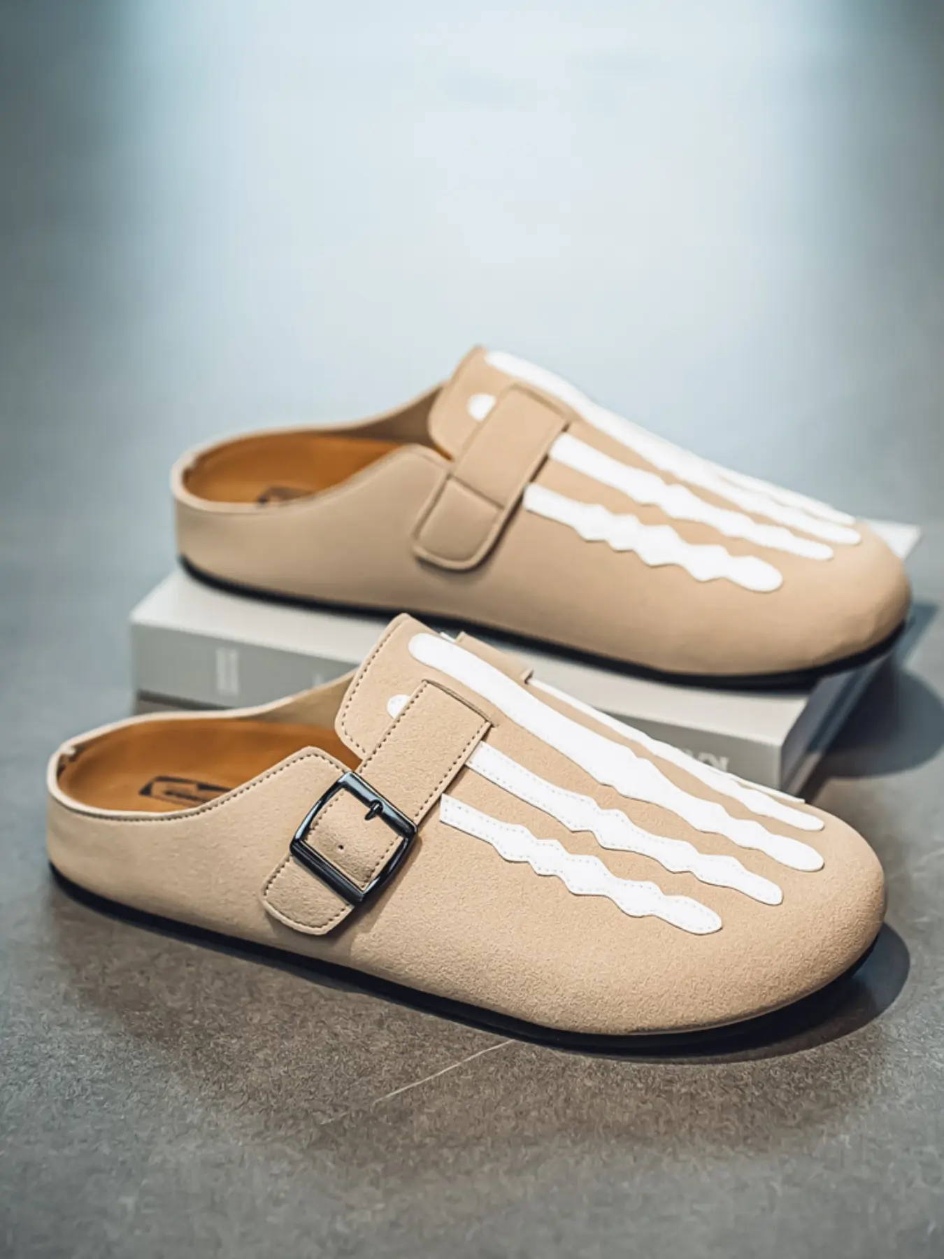 Soft Sole Lazy One-Step Slip-On Sandals, New Summer & Spring Men's Outdoor Shoes, Comfortable Closed-Toe Slippers for Men, Slip On Mules