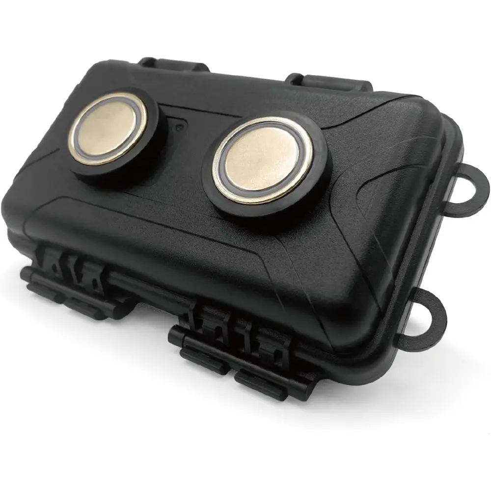 Latest version of strong magnetic hide-a-key box For cars, outdoor waterproof key concealer, large-capacity multifunctional storage container (black, single)