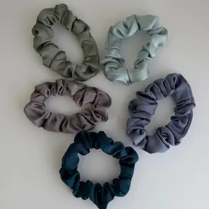EVRY JEWELS Women's Scrunchie Set - 5-Pack Hair Accessorie