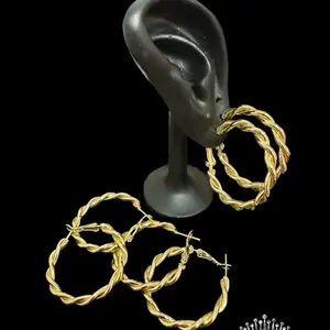 Beautiful loop earrings