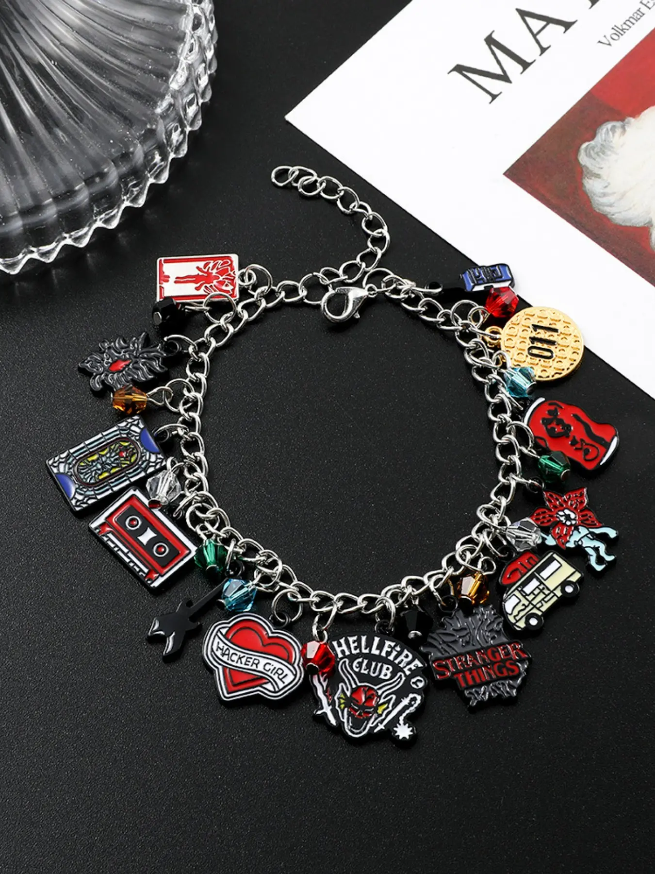 New Cute Cartoon Pendant DIY Bracelet, Fun and Stylish Accessory for Kids and Adults, Perfect Gift Idea for All Occasions