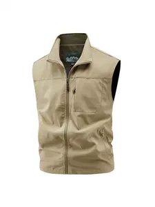 Multi-pocket Fitted men's vest Gilet for hiking and outdoor activities, large pocket men's fishing vest, simple solid color, high-quality and comfortable men's running vest