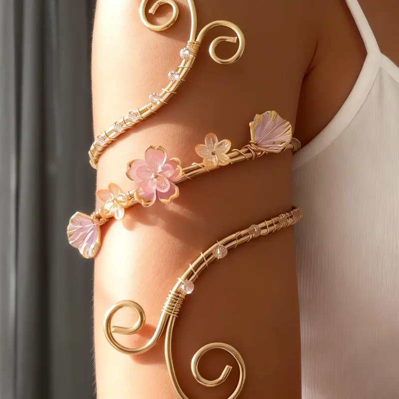 Elegant Floral & Butterfly Design Adjustable Copper Bracelet, Elegant Bangle Bracelet, Flower Design Bracelet, Perfect for Women's Daily Wear, Parties, and Gatherings, Fashionable Accessory, Exquisite Bracelet
