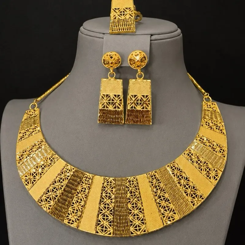 Gold plated necklace set   the best set for your wedding dinner gala