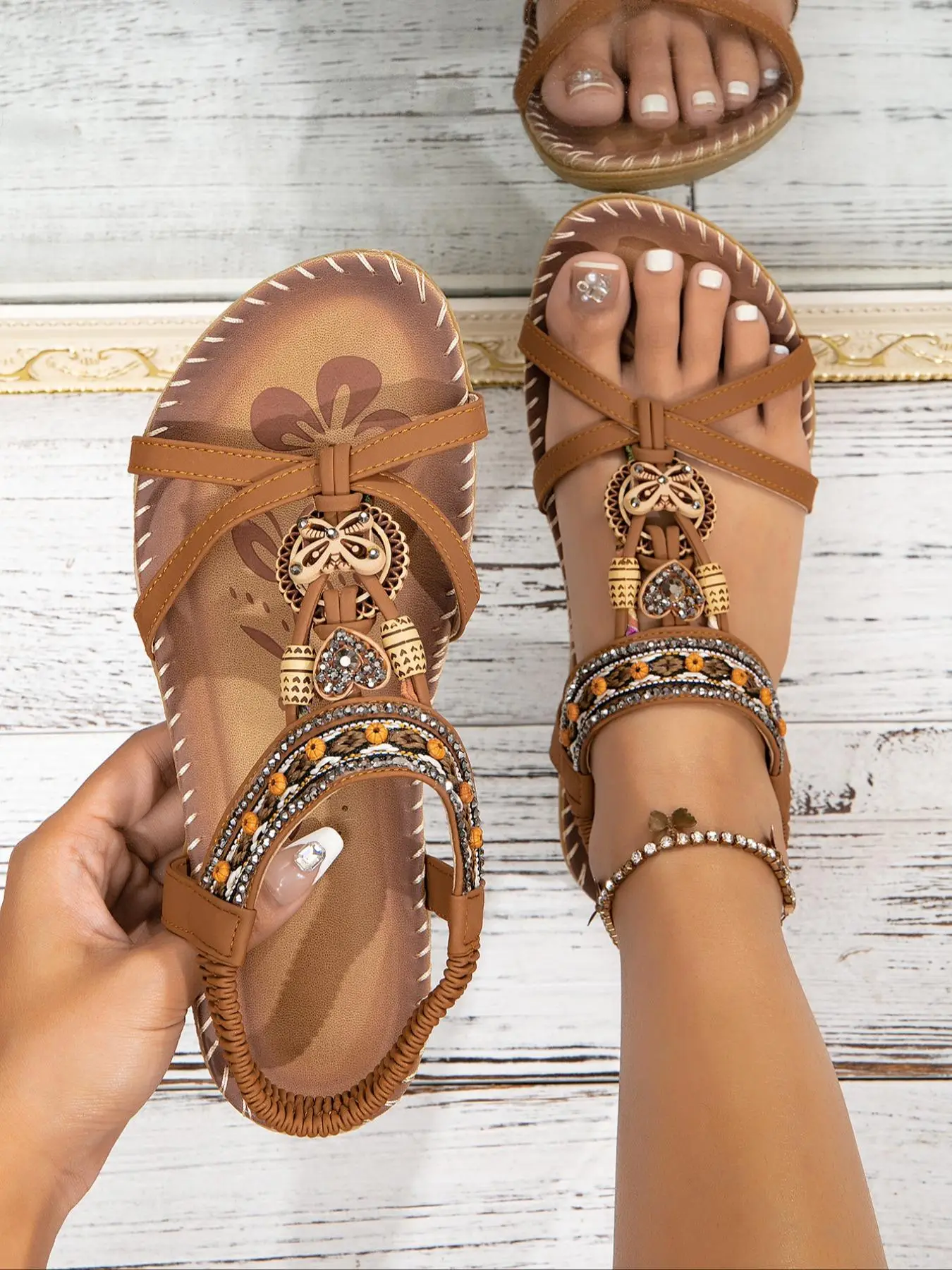 Women's Boho Casual Ethnic Style Slip on Flat Sandals, 2024 New Style Trendy Open Toe Sandals for Women and Girls, Fashionable Sandals for Summer Beac