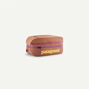 Patagonia Black Hole Cube 6L – Durable, Compact Organizer for Travel and Everyday Gear