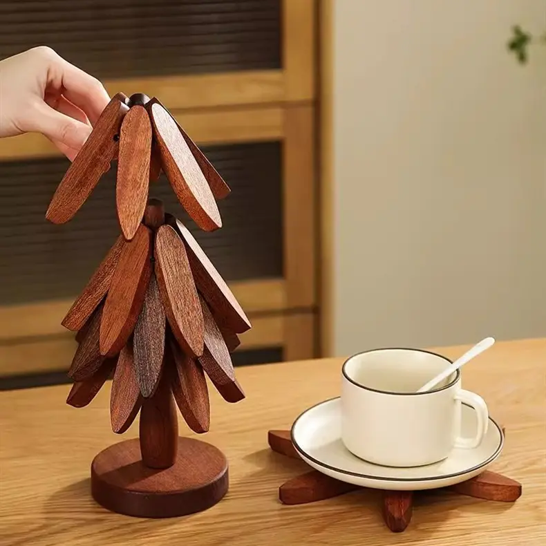 Woosie.4 Pack Bamboo Trivets with Storage Stand, Christmas Tree Foldable Heat Resistant Coasters for Hot Pots, Bowls, Cups & Teapots, Decorative Kitchen Table Protector