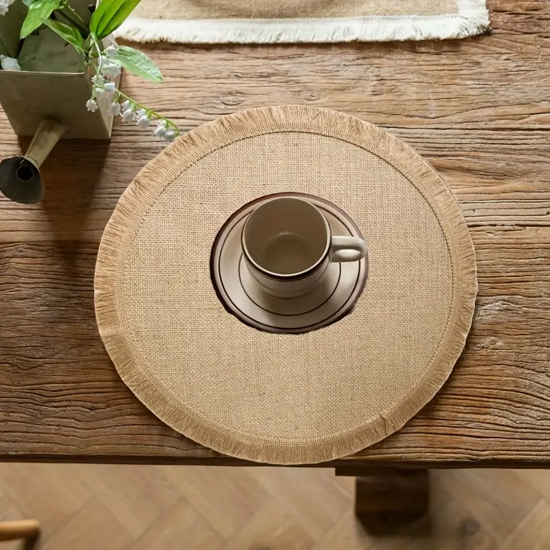 Set of 4 Jute Woven Placemats, Natural Placemats, Heat-Resistant Decorative Placemats, Bohemian Vintage Placemats, Suitable for Home Restaurant Kitchen Party Decoration 15inch Round Indoor and Outdoor Heat-Resistant Placemats
