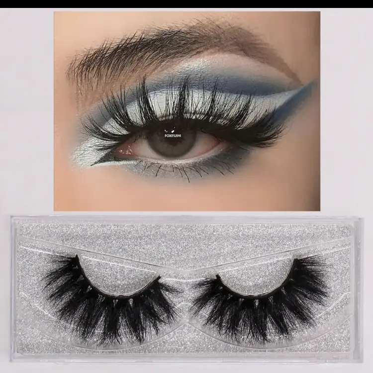 Lively Lashes Tippsy