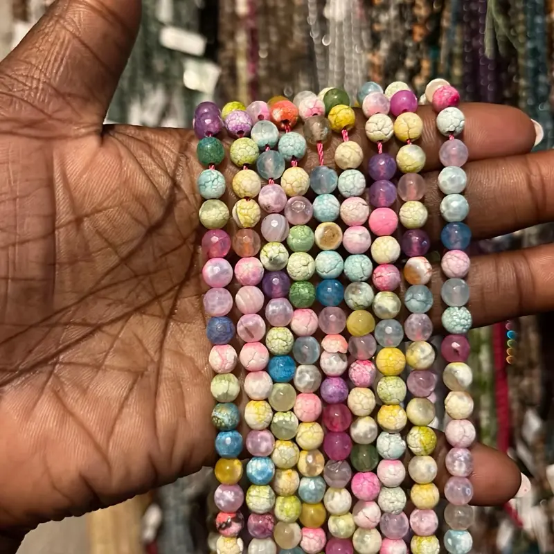 Faceted colorful crack agate