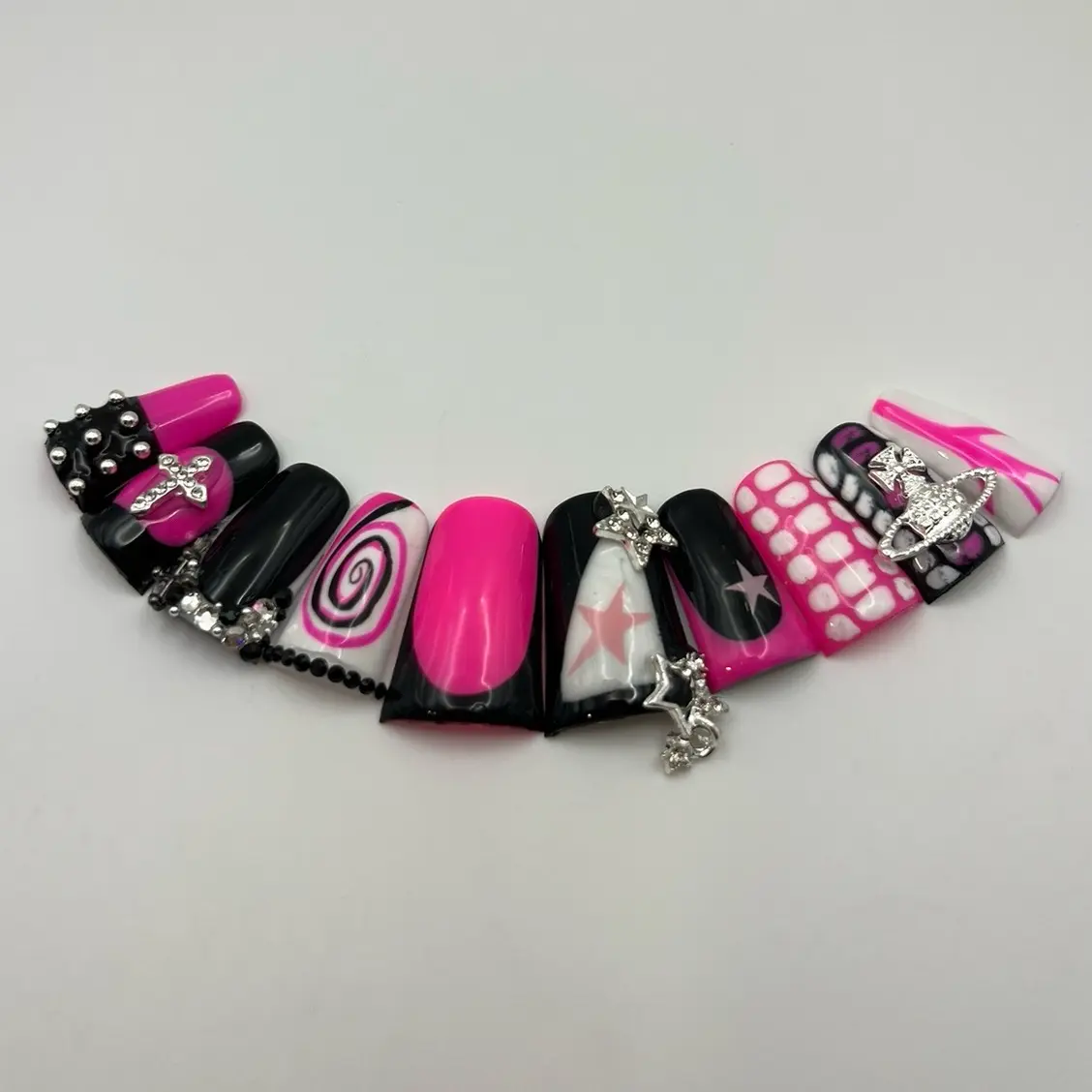 Pink and black y2k junk presson nails Pink and black y2k junk presson nails
