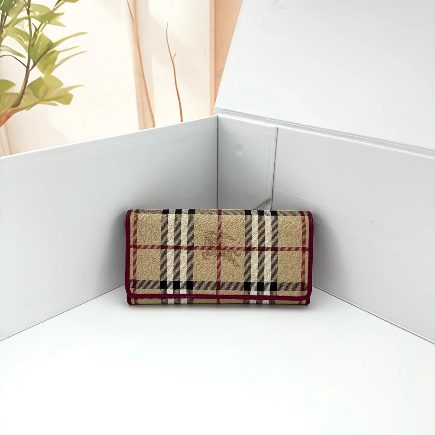Pre-owned BURBERRY Beige Check Canvas Equestrian Knight Flap Long Wallet 0728luna 22275808
