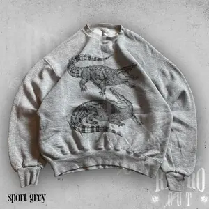 Retro Crocodile Crewneck Sweatshirt, 90’s Wildlife Graphic Sweater, Vintage Alligator Old School Shirt #25
