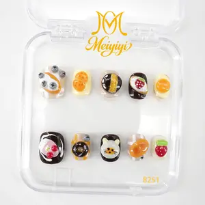 .DP.8251.Cartoon Squeeze Wearable Nails